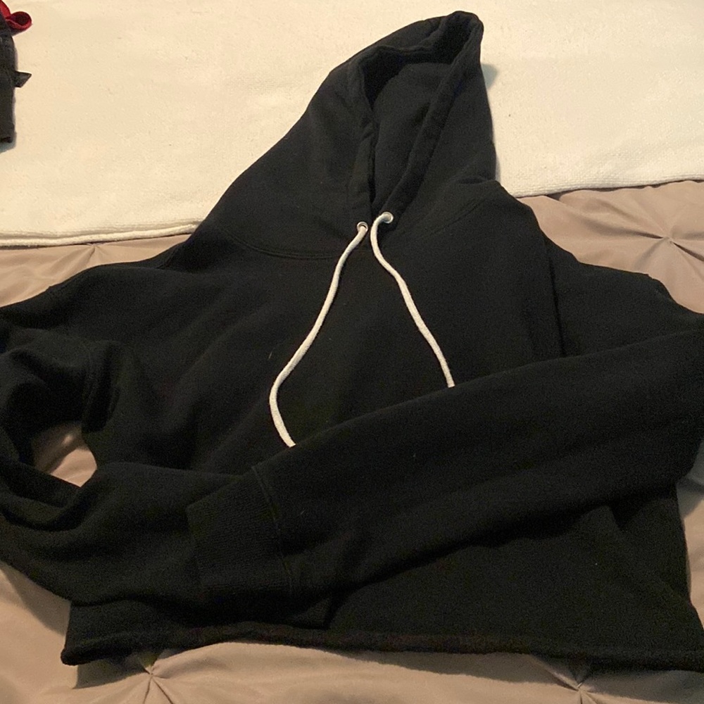 Black cropped hoodie